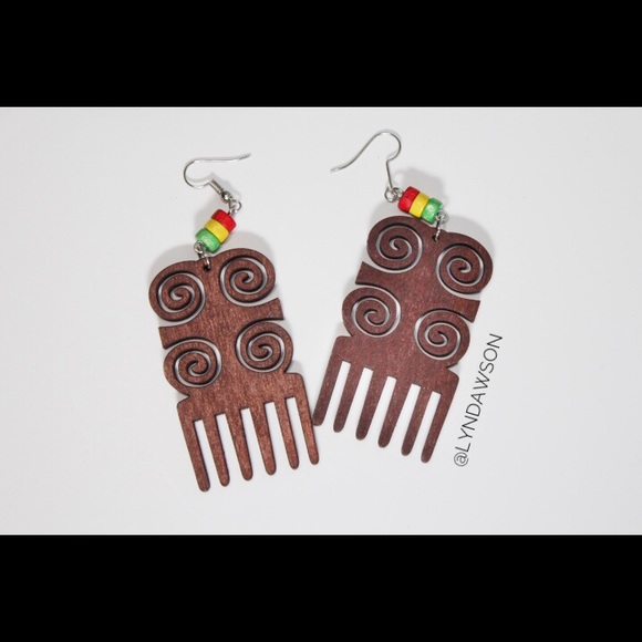Adinkra wood comb earrings - Picture 2 of 3